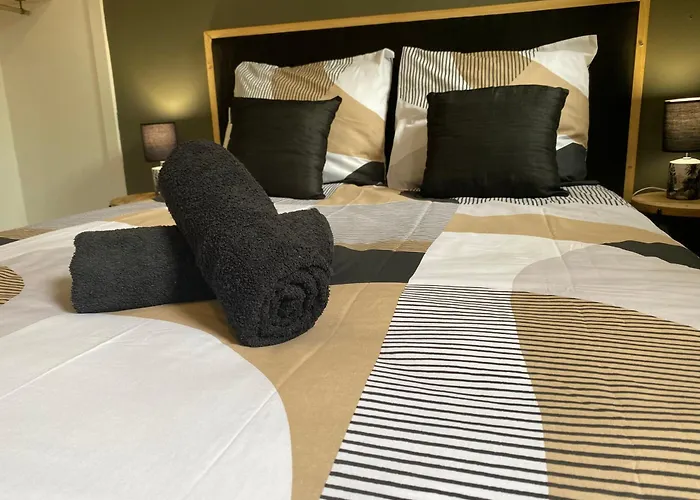 Le Jungle - Appartement Proche Gare Et Commerces